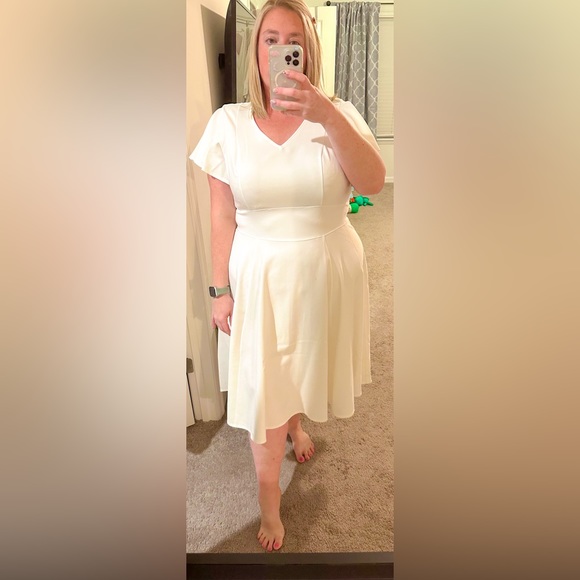 Lena V-Neck High-Low Midi Dress - Picture 4 of 4